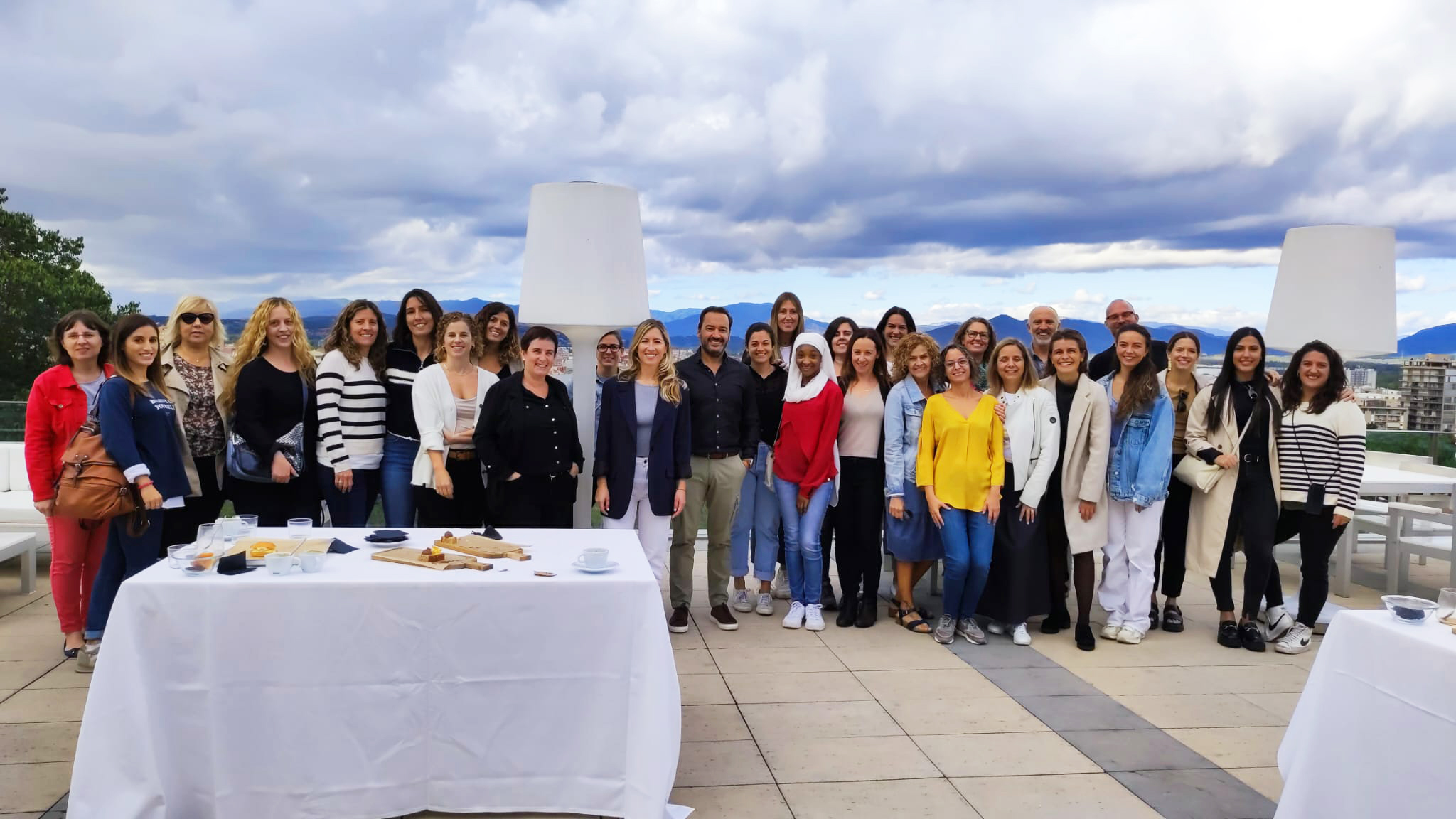 Celebrem les ii jornades d actualitzacio a l odontologia a Clínica Cervera