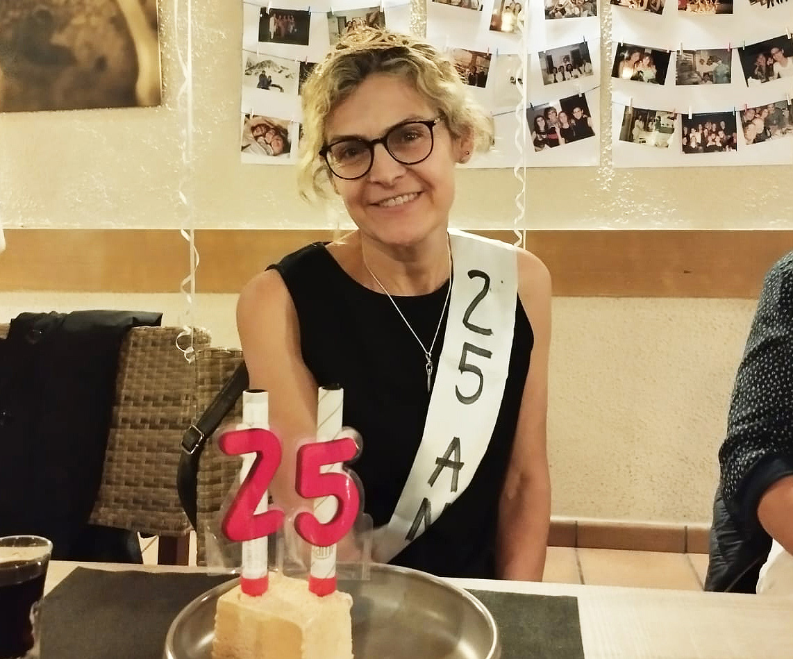 Celebrem els 25 anys de la Marta Canadell a Clínica Cervera