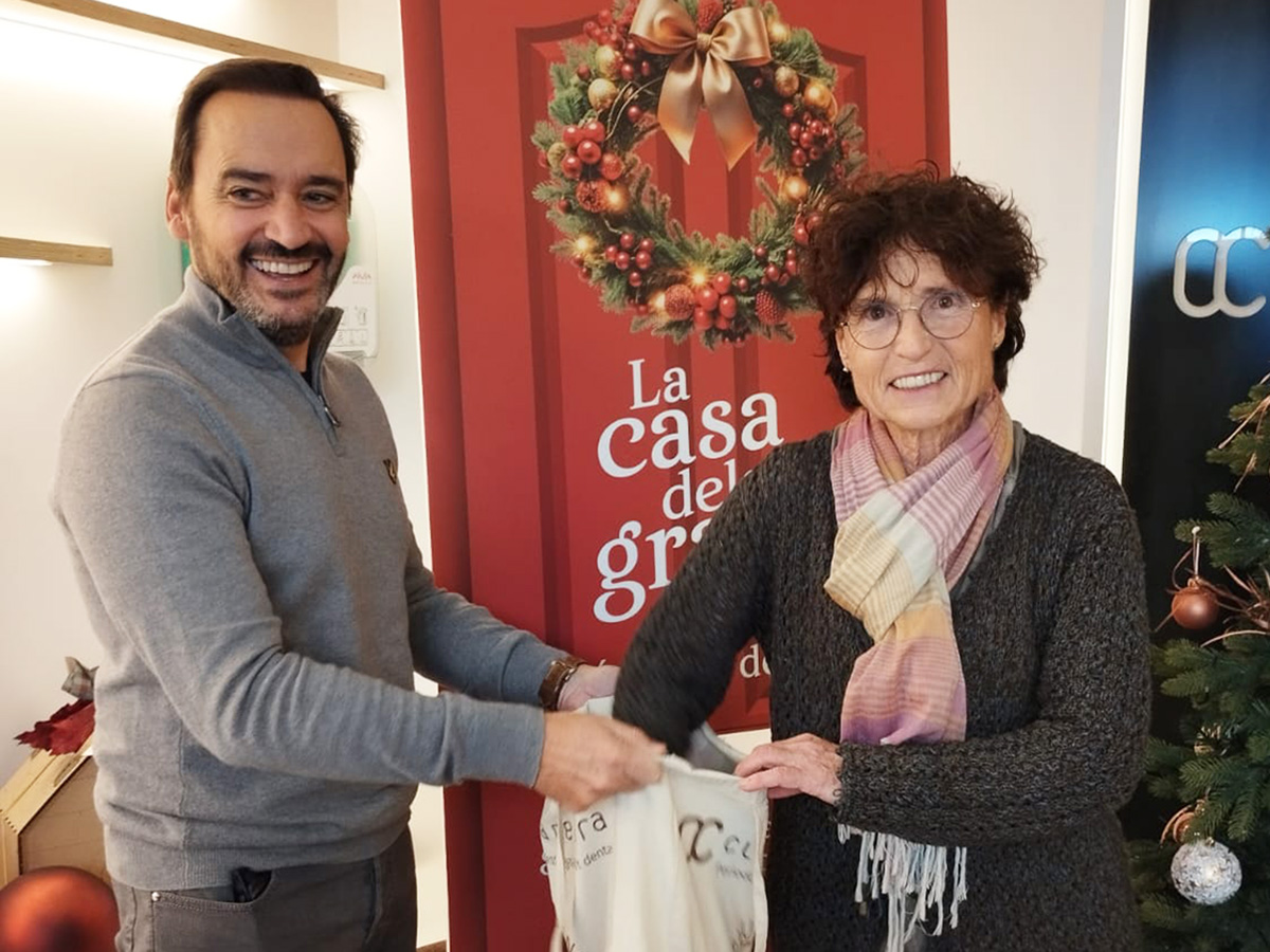 Punt i seguit de la IX campanya somriures solidaris amb Caritas Girona