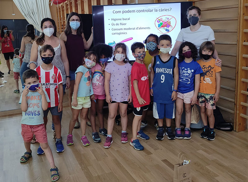 Clínica Cervera realitza un taller infantil sobre higiene bucodental