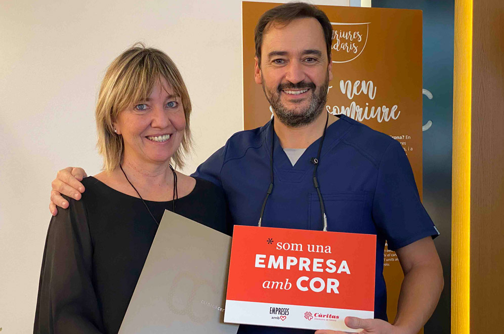 Caritas Girona rep regals i una col laboracio economica pels més joves de la provincia
