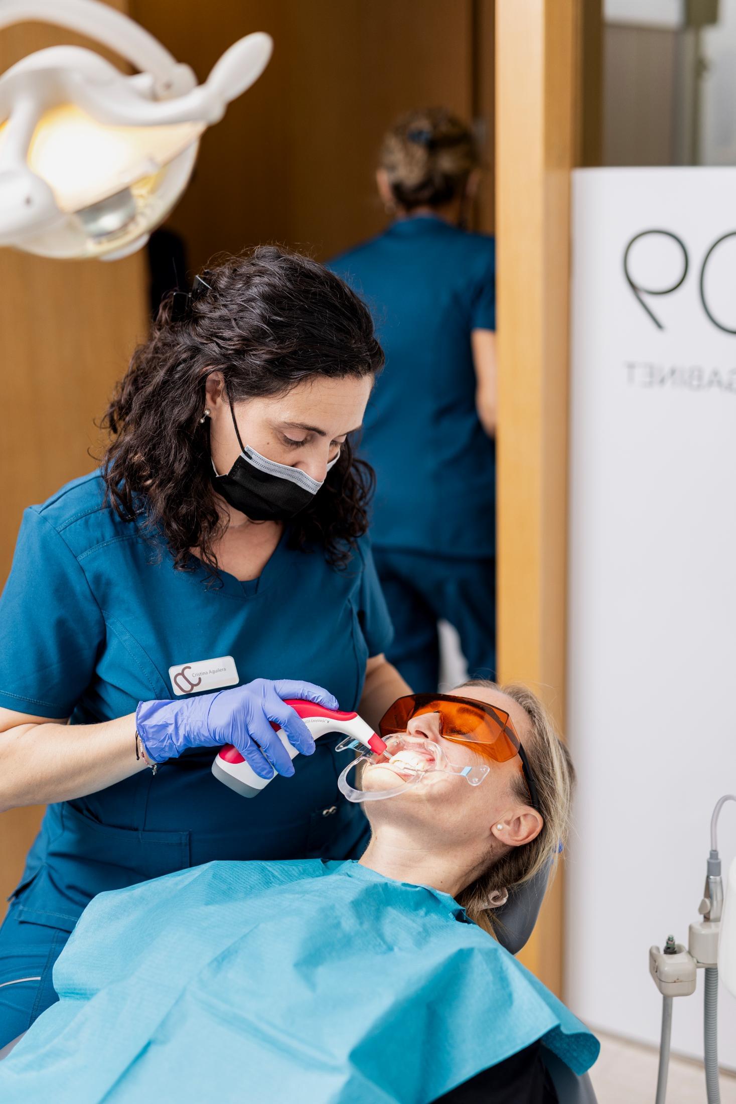 Tractament de blanquejament dental